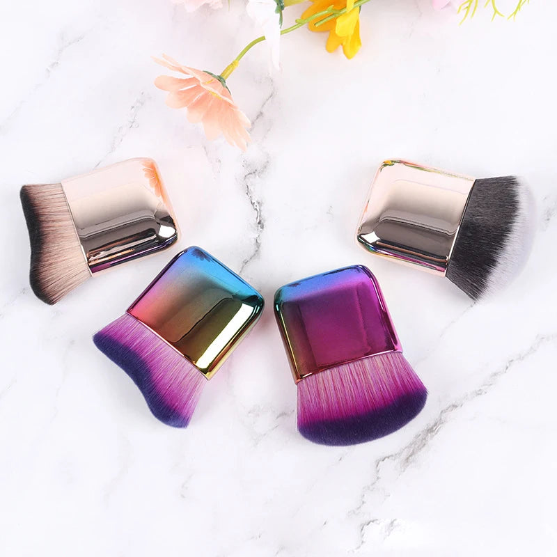 Angled Foundation Brush – Wavy Design, Essential Makeup Tool 🖌️✨