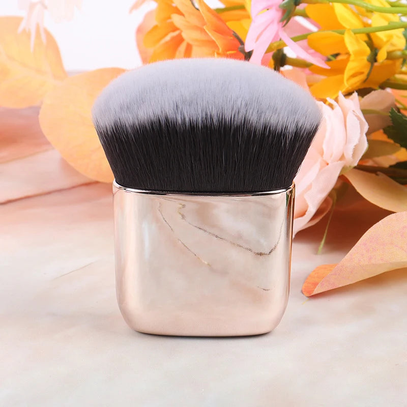 Angled Foundation Brush – Wavy Design, Essential Makeup Tool 🖌️✨