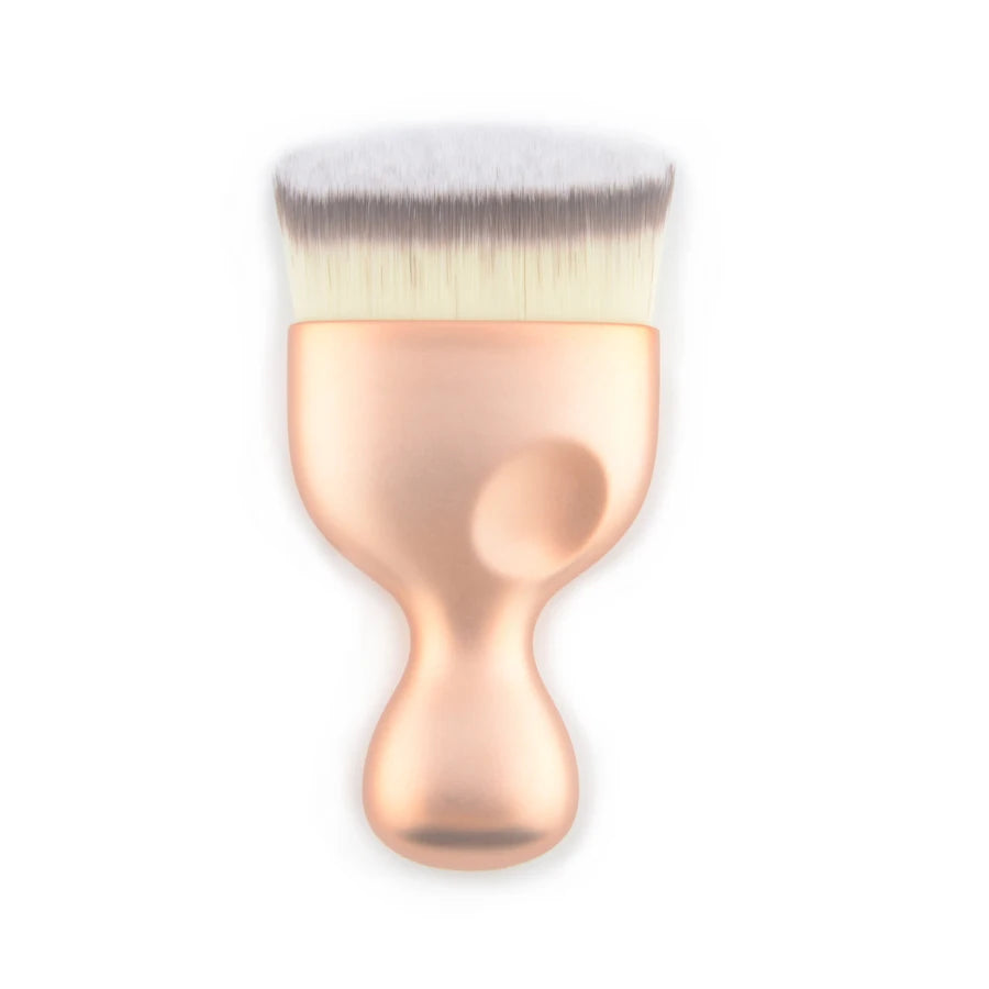 Angled Foundation Brush – Wavy Design, Essential Makeup Tool 🖌️✨